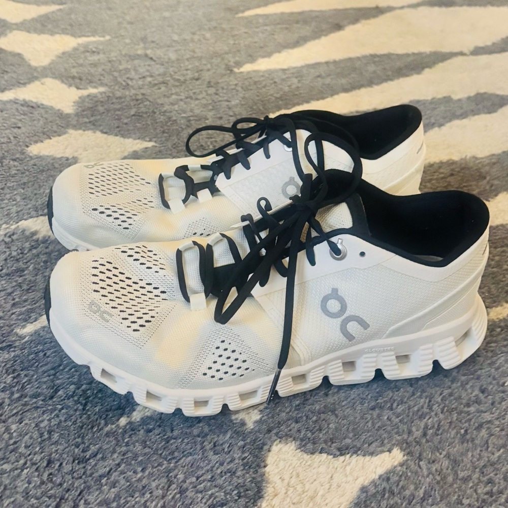On Running Kids White Sneakers with Black Details